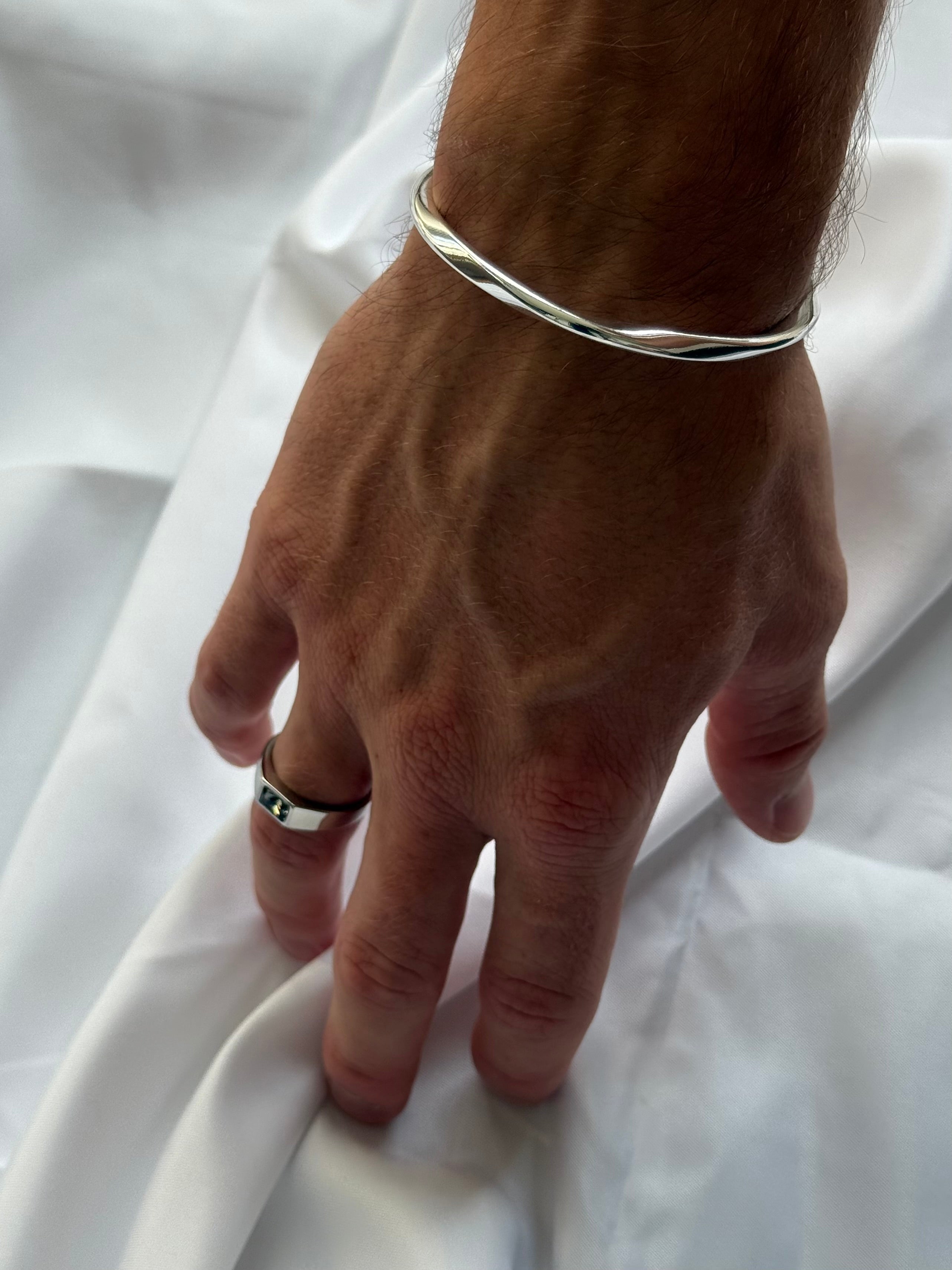 AZURO CUFF