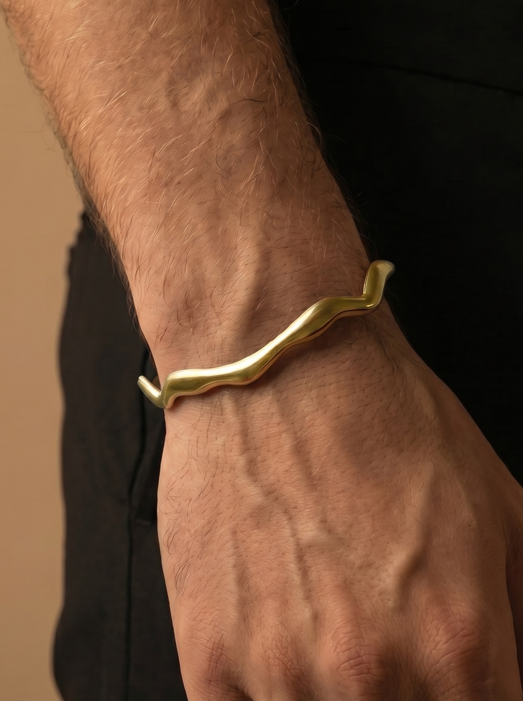 WELLEN-ARMREIF GOLD